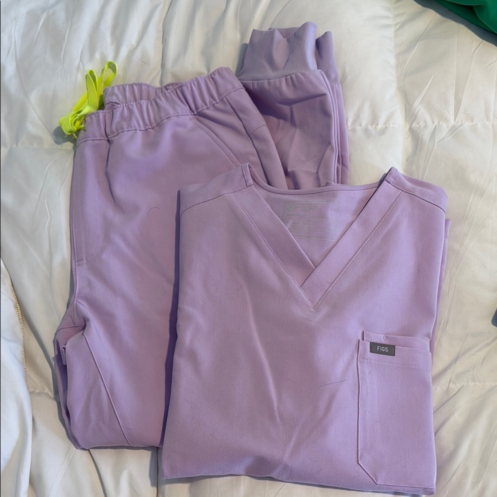 FIGS PURPLE SCRUBS JOGGER SET